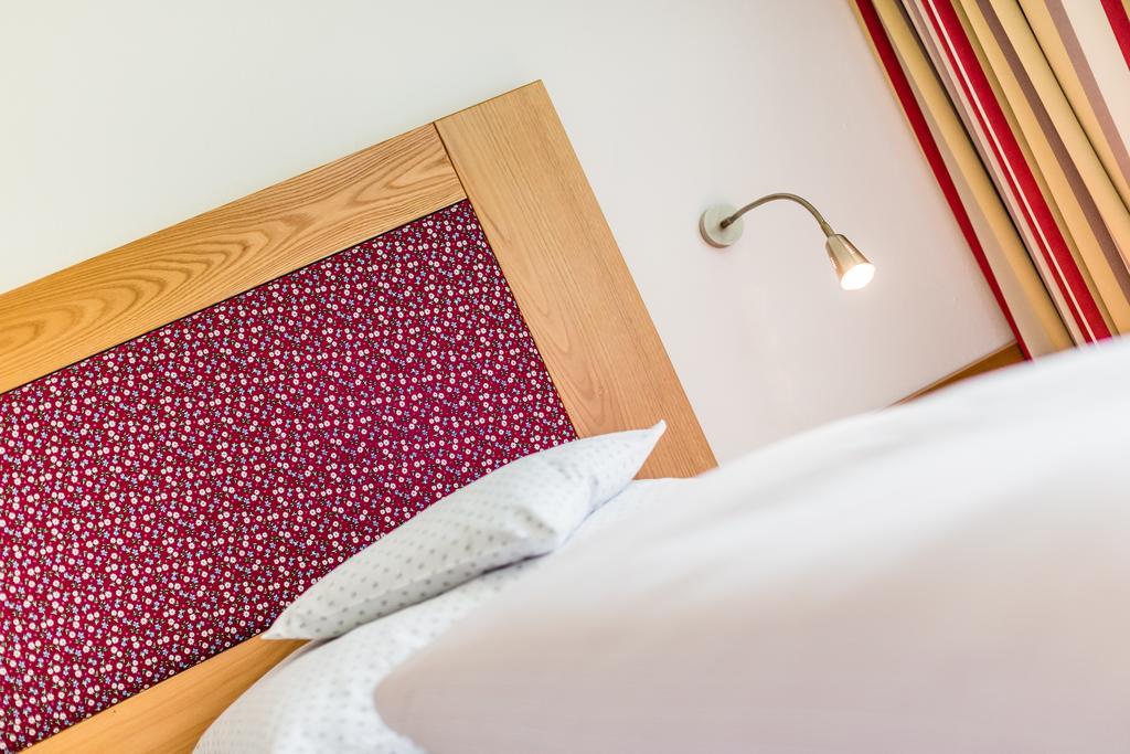 Hotel Stefaner Тирес Номер фото